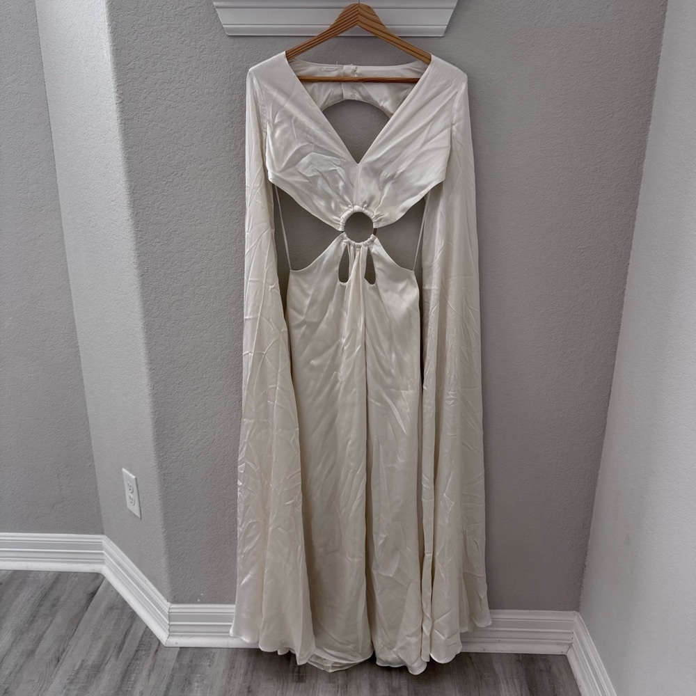 cult gaia XS Ivory Long Sleeve Cutout Maxi Jasmin Dress - Picture 2 of 12
